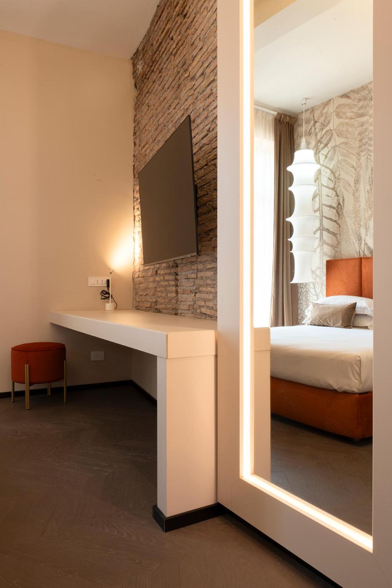 Colonna Suite Del Corso Roma Esterno foto
