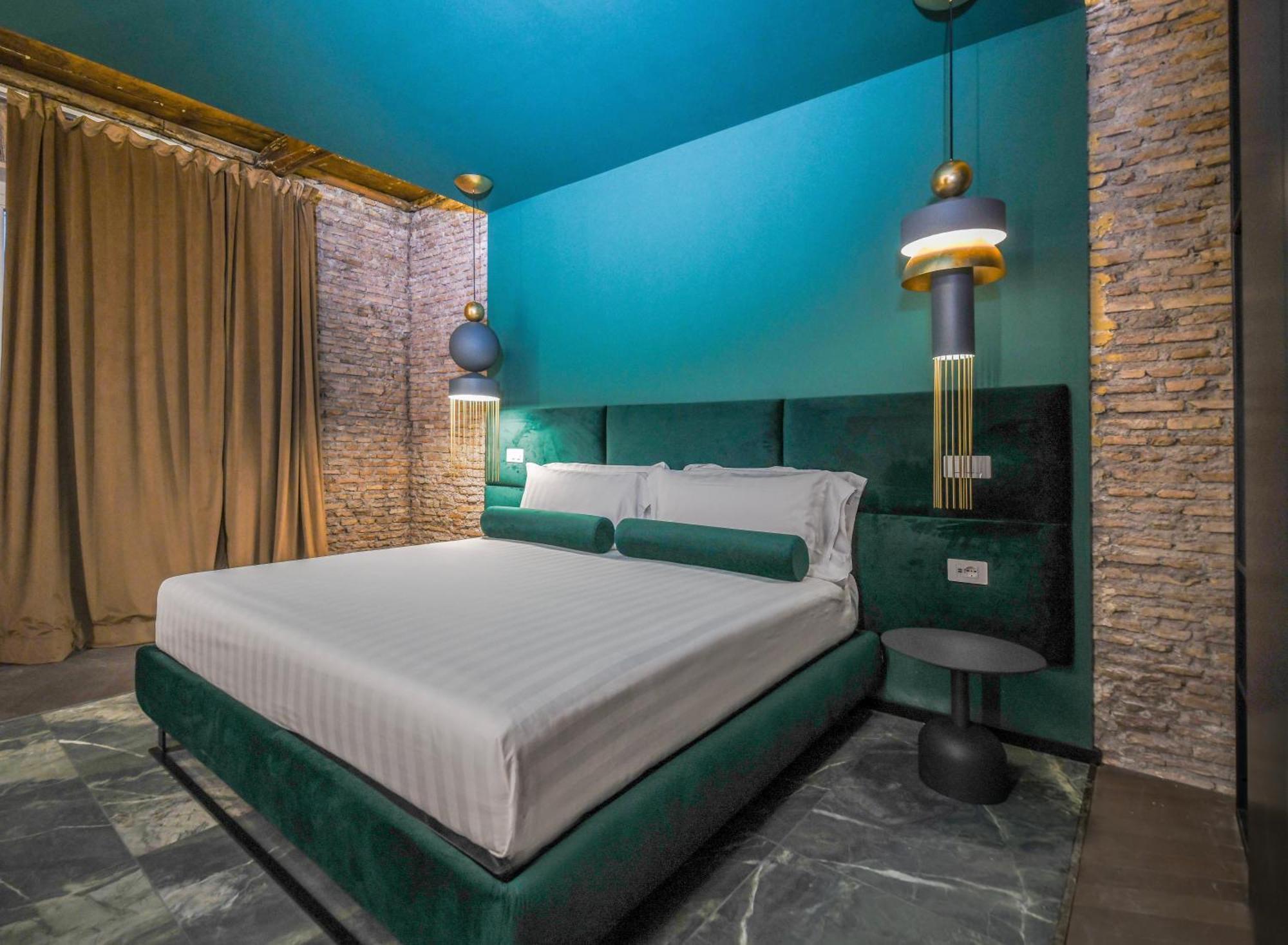 Colonna Suite Del Corso Roma Esterno foto