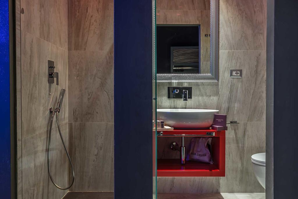 Colonna Suite Del Corso Roma Esterno foto