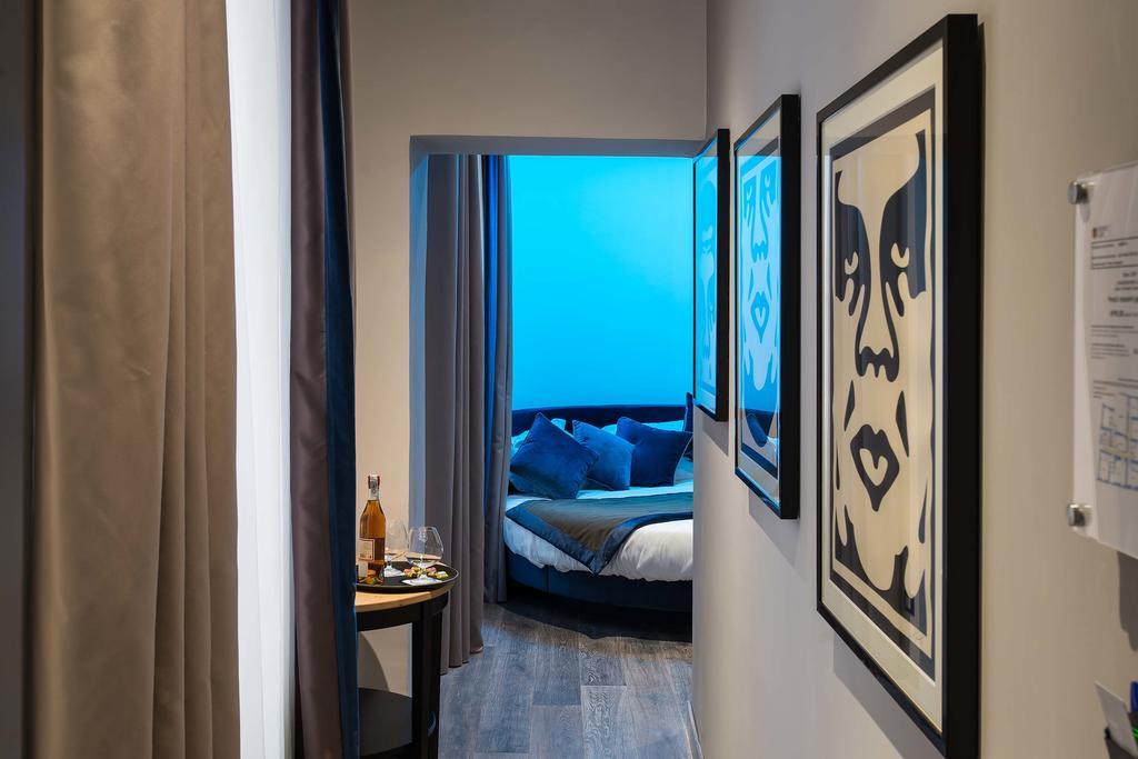 Colonna Suite Del Corso Roma Esterno foto